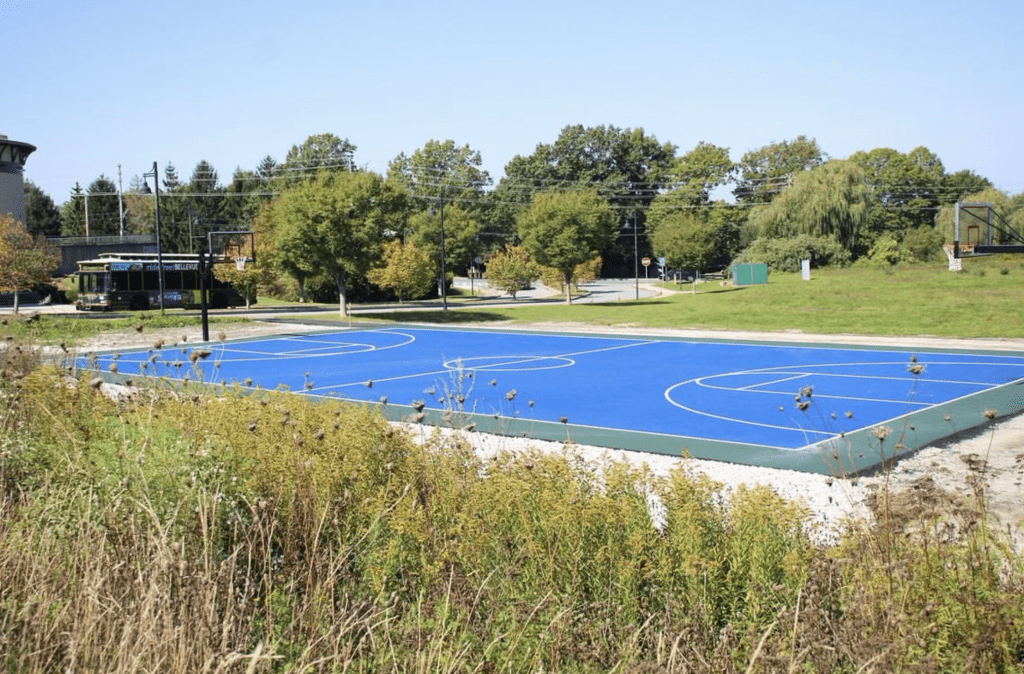 New basketball court at the Chaffee Boulevard recreation complex is now