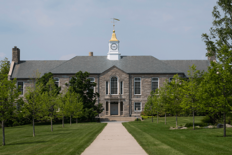 Legislative Commission Recommends New Medical School at URI to Tackle Rhode Island Doctor Shortage