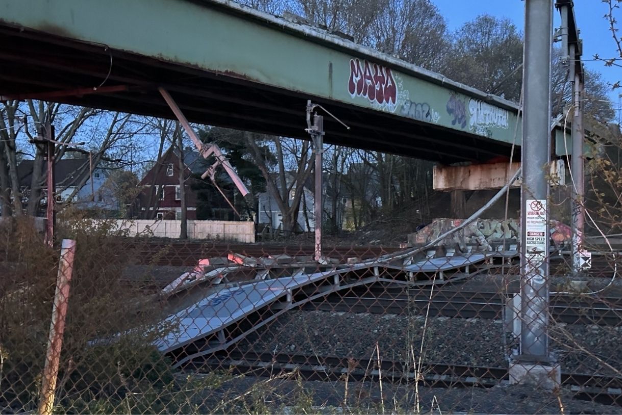 Rhode Island Highway Collapse Halts Amtrak Service Between Boston and New York